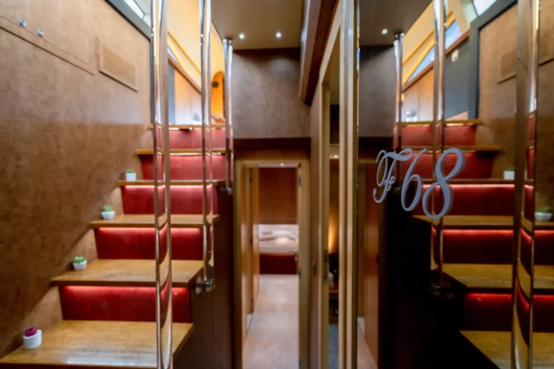 Fashion 68 Cantiere Navale staircase
