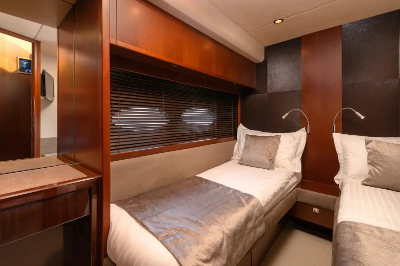 Princess 72 bedroom with 2 beds