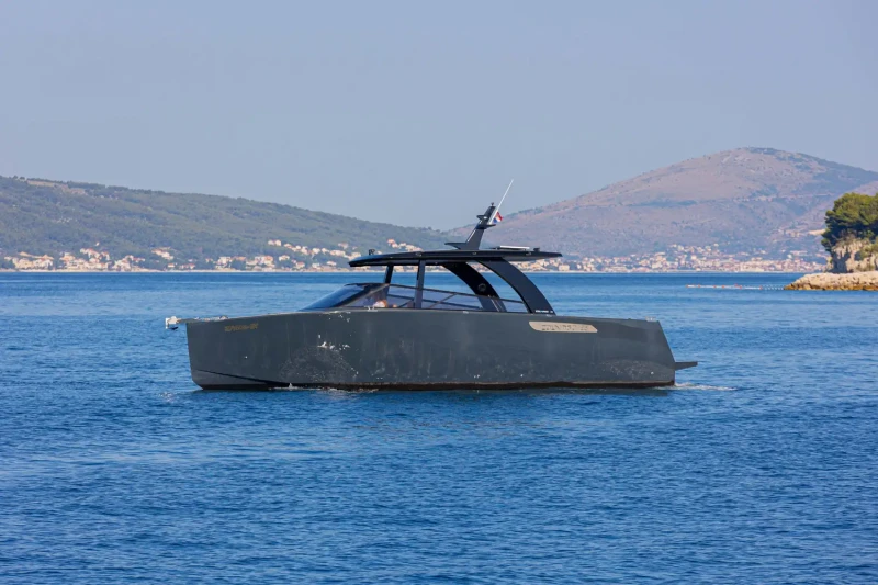 Colnago 35 sailing near Croatian Islands