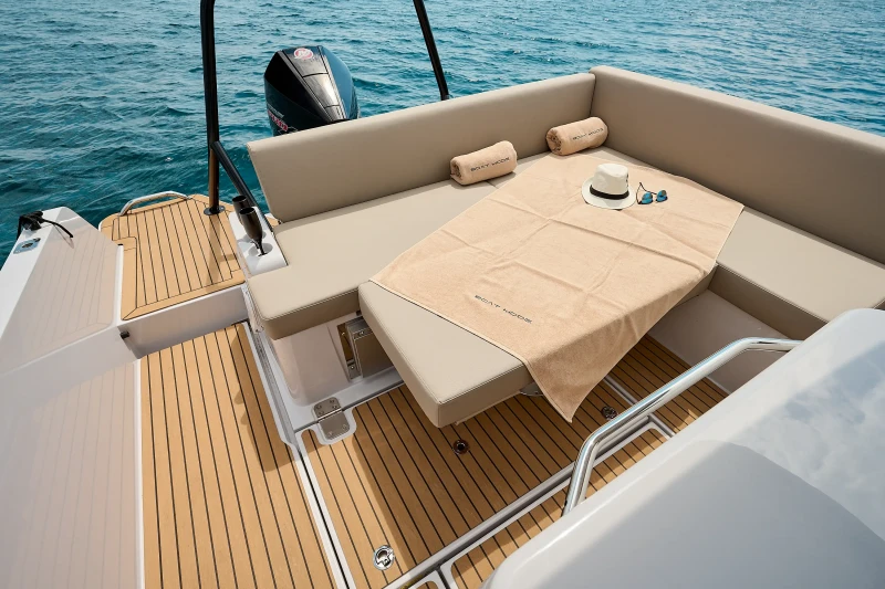 Boat Mode speed boat siting area