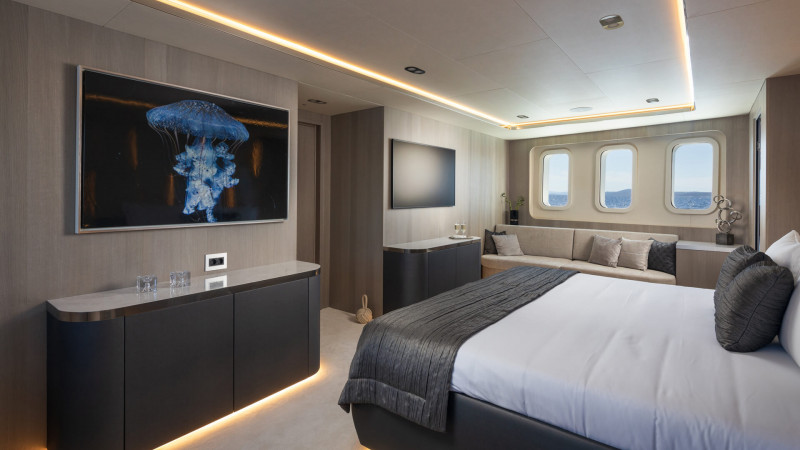 Sleek yacht bedroom with contemporary design